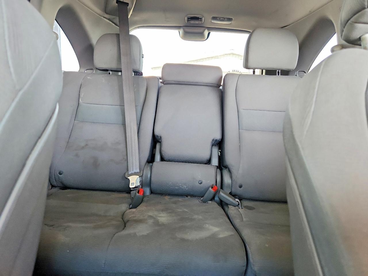 2010 HONDA CR-V LX — Фото 10 из 14