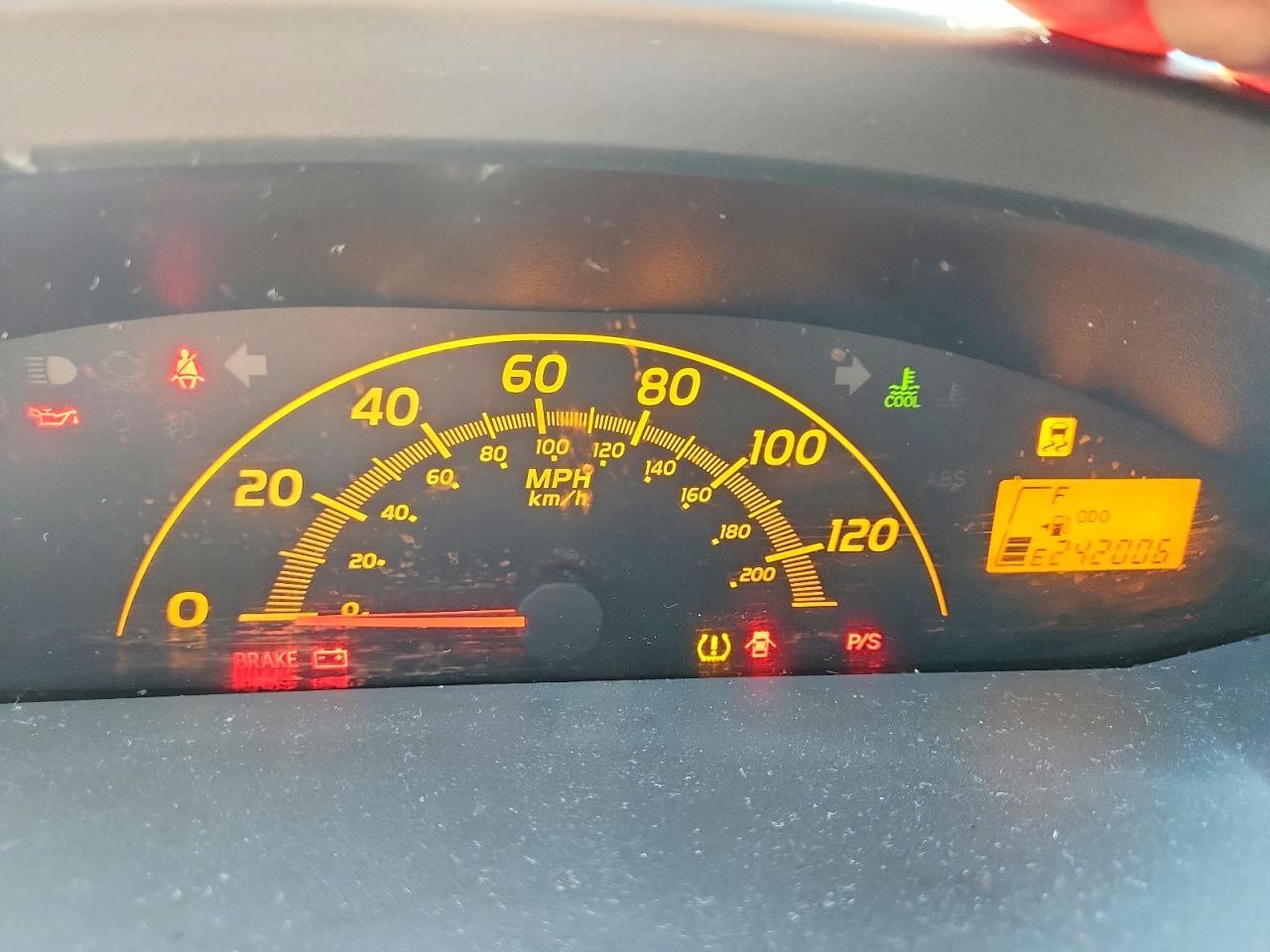 2010 TOYOTA YARIS BASE — Фото 9 из 12