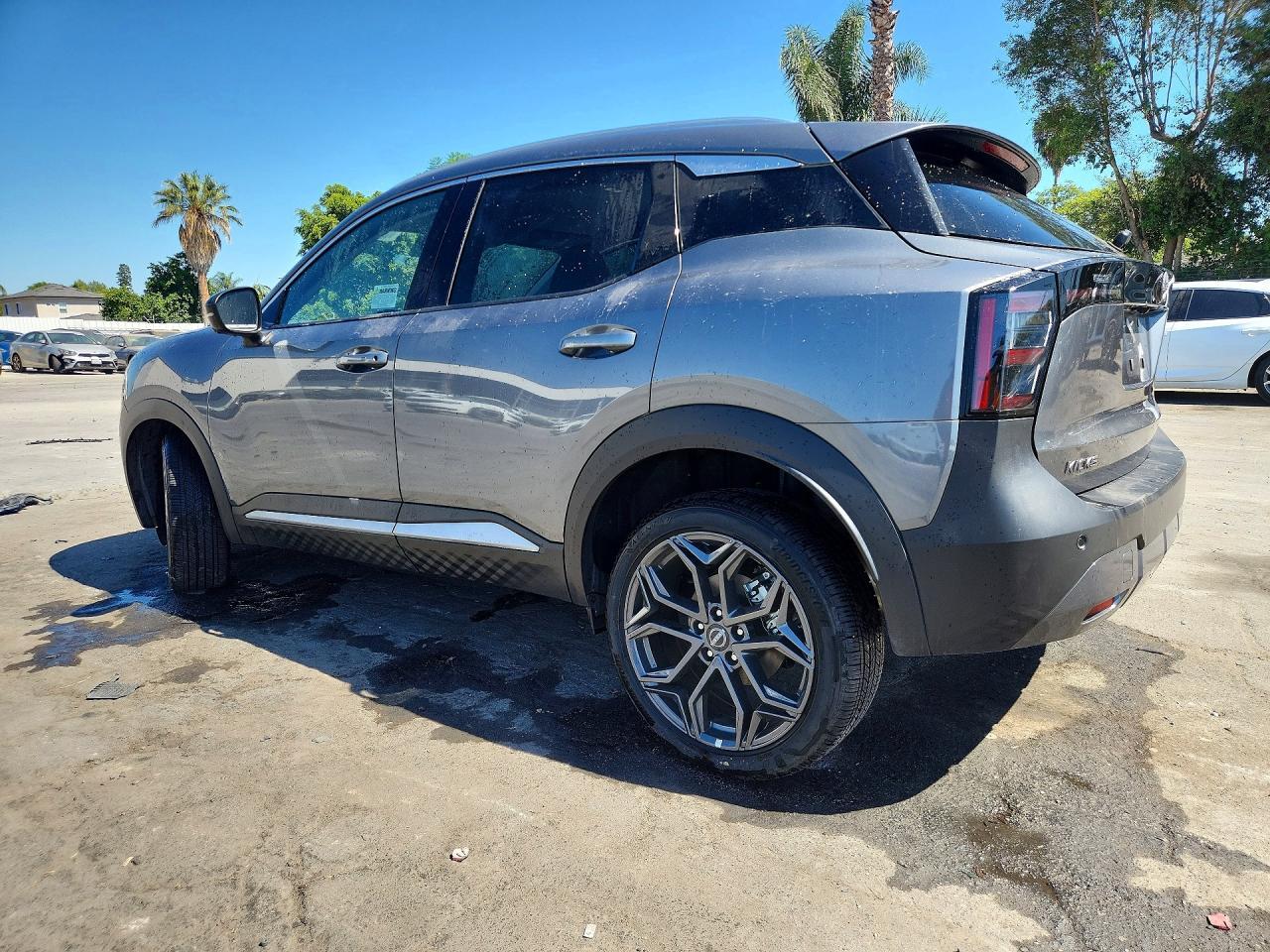 2026 NISSAN KICKS SR — Фото 2 из 13