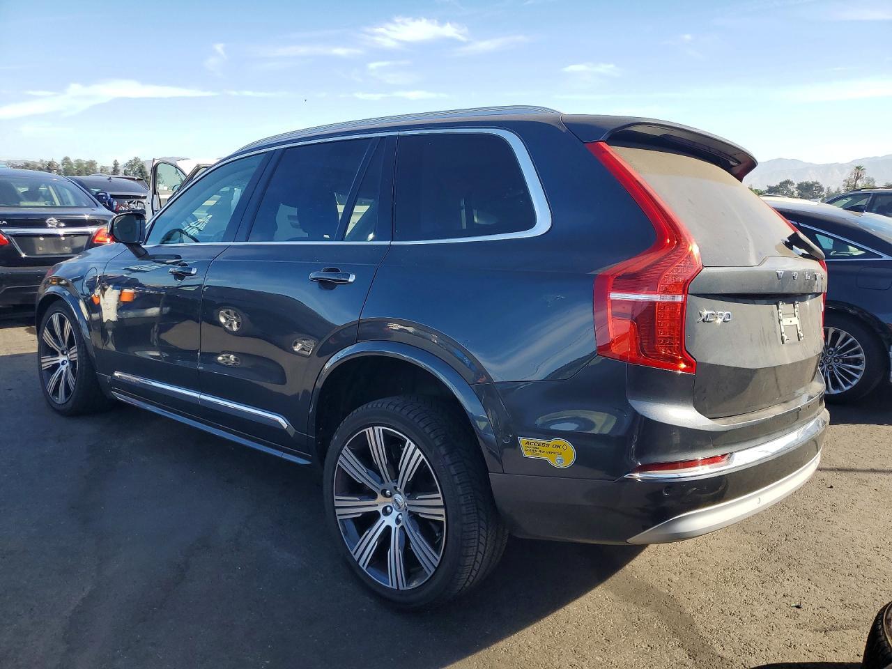 2022 VOLVO XC90 T8 RECHARGE INSCRIPTION — Фото 2 из 14