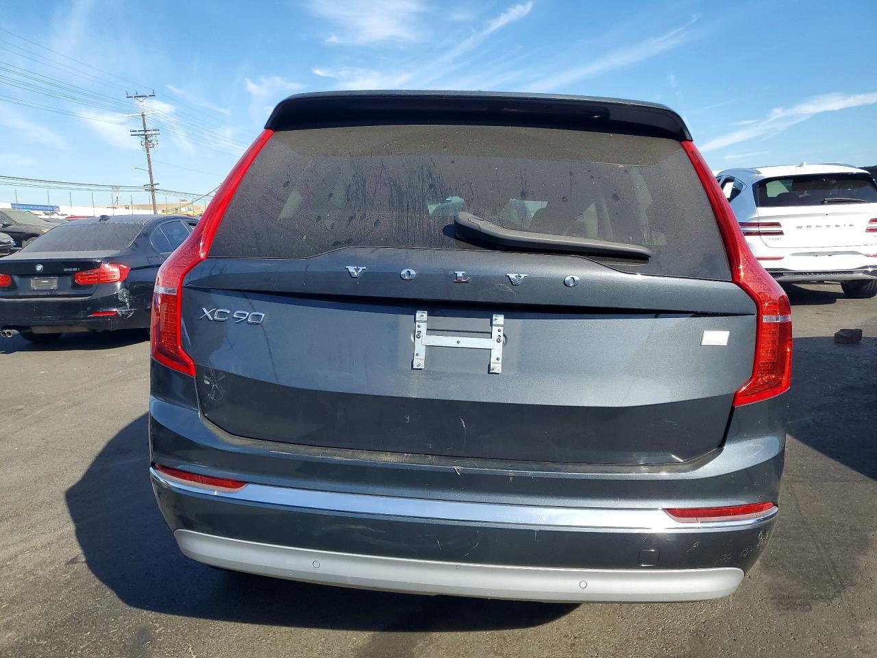 2022 VOLVO XC90 T8 RECHARGE INSCRIPTION — Фото 6 из 14