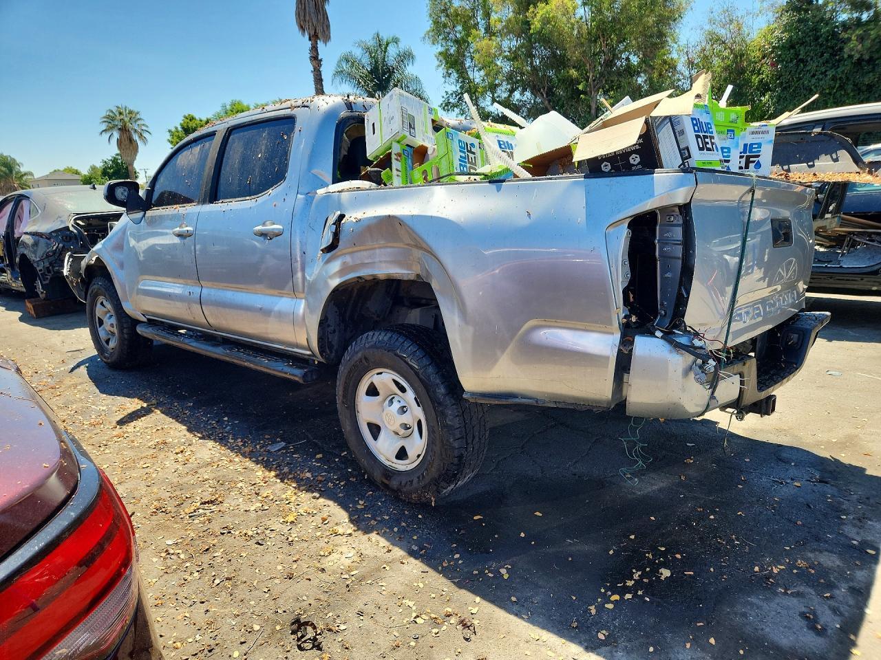 2022 TOYOTA TACOMA SR — Фото 2 из 12
