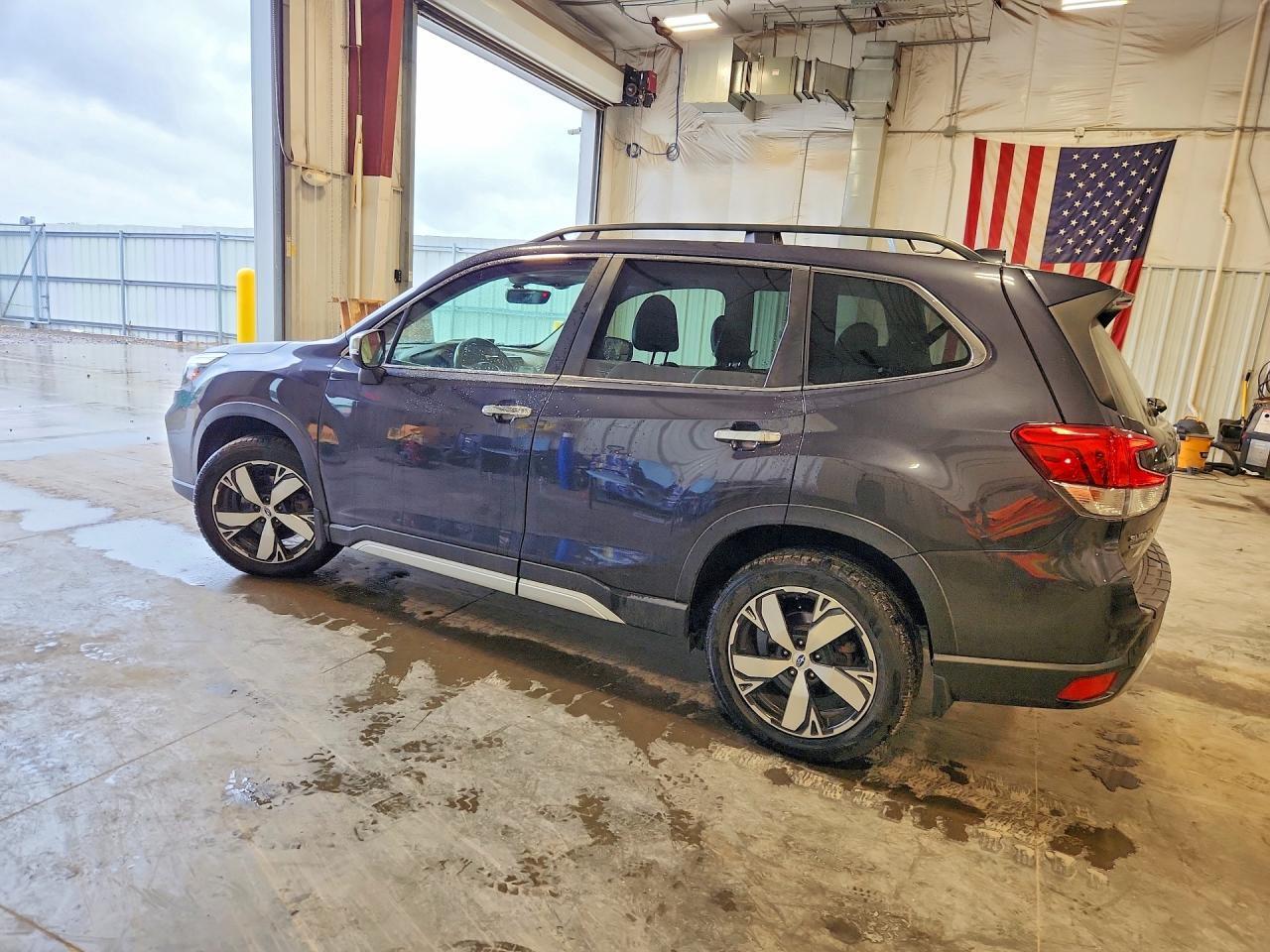 2019 SUBARU FORESTER TOURING — Фото 2 из 13