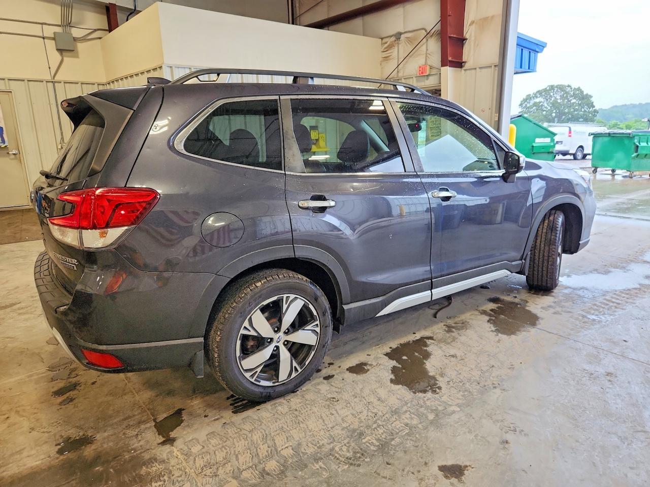 2019 SUBARU FORESTER TOURING — Фото 3 из 13
