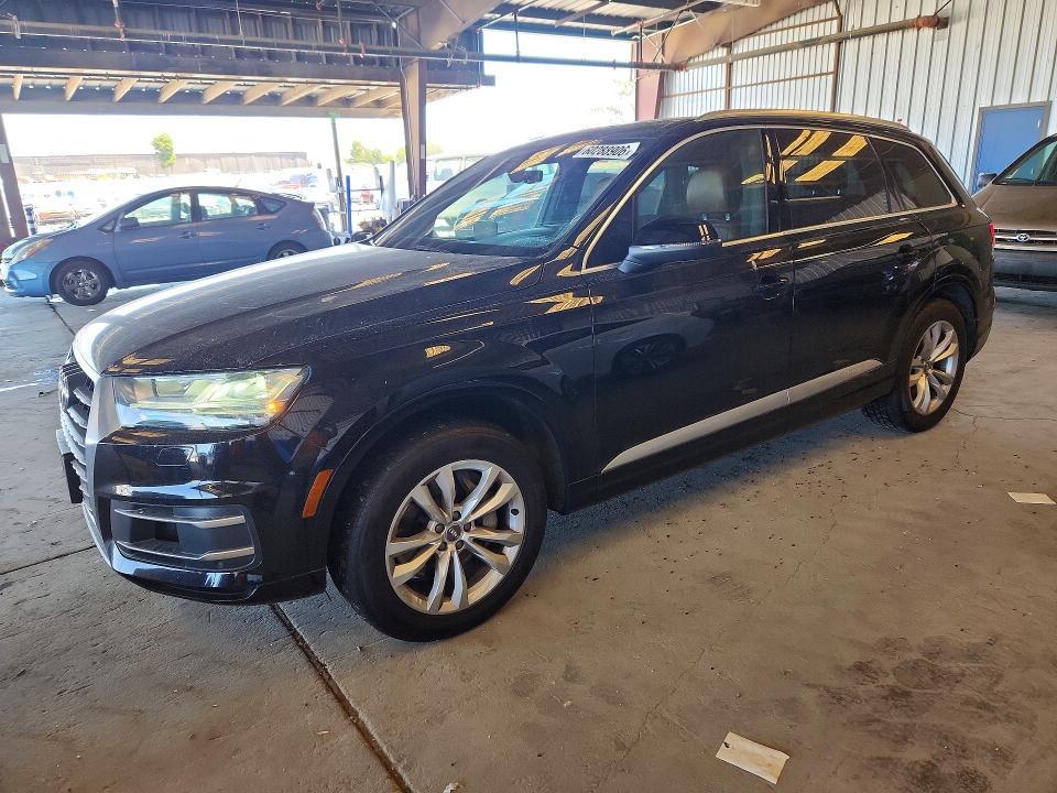 2019 AUDI Q7 WA1LAAF74KD034078