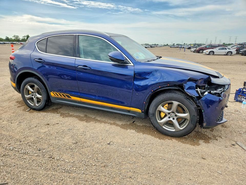 ZASFAKAN8J7B69874 2018 ALFA ROMEO STELVIO photo no. 4