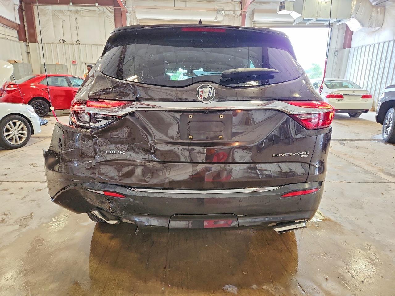 2018 BUICK ENCLAVE PREMIUM — Фото 6 из 12