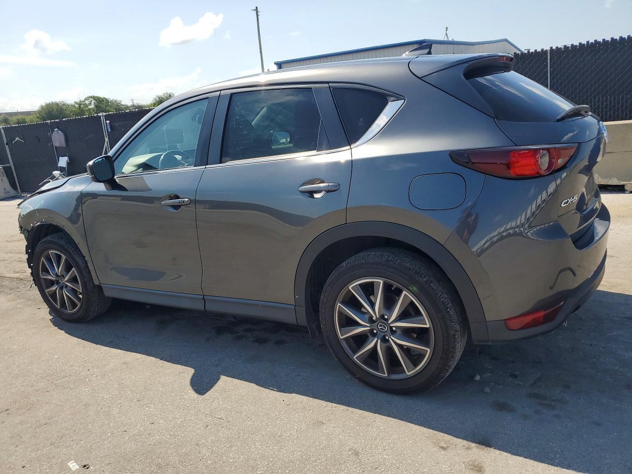 2018 MAZDA CX-5 TOURING — Фото 2 из 14