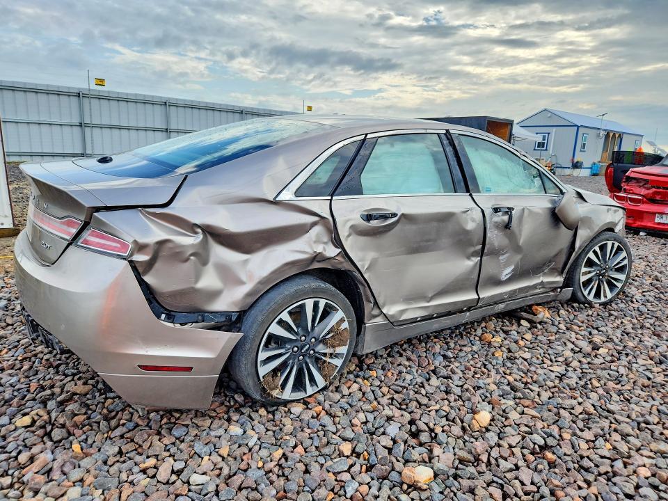 3LN6L5C93JR628169 2018 LINCOLN MKZ photo no. 3