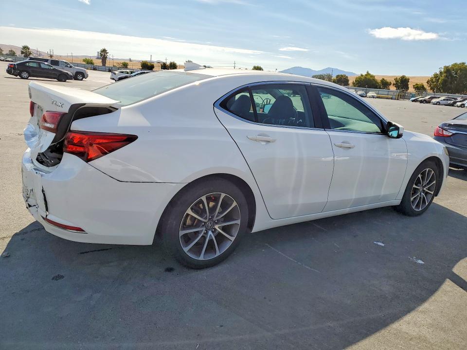 2016 ACURA TLX — Фото 3 из 12
