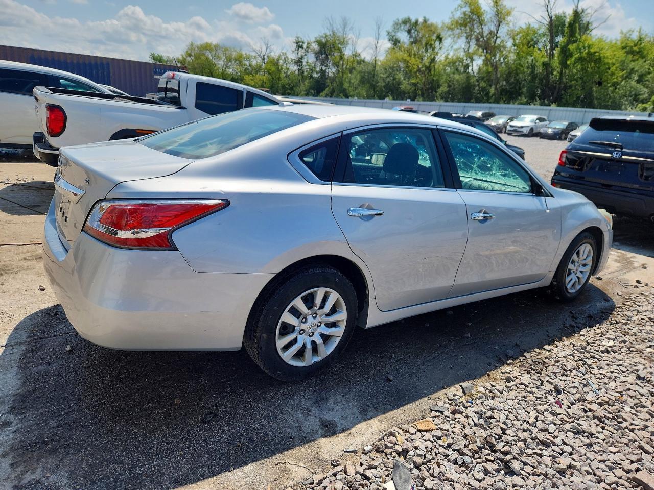 2015 NISSAN ALTIMA 2.5 S — Фото 3 из 12