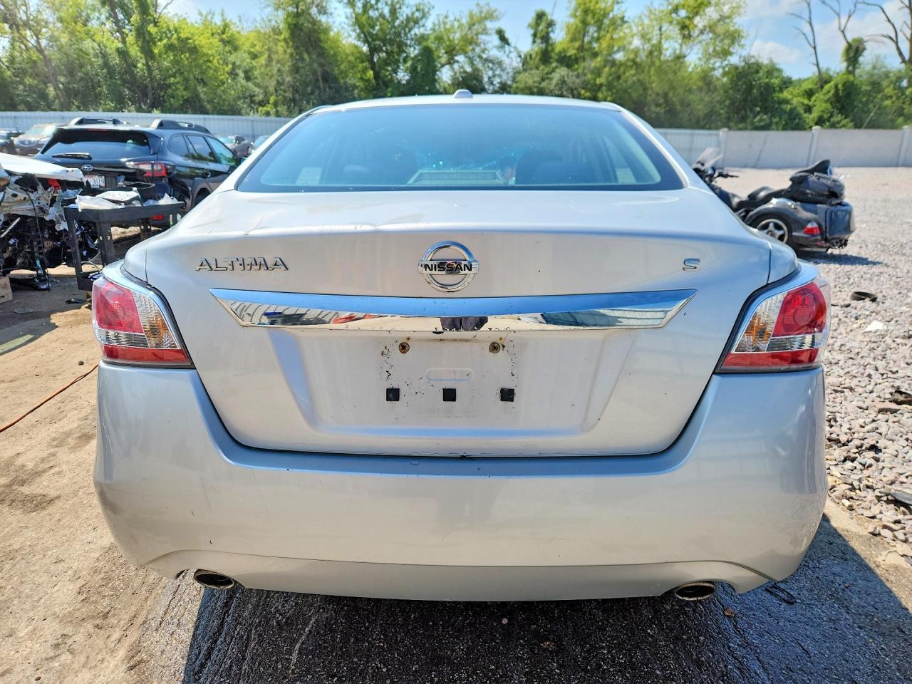 2015 NISSAN ALTIMA 2.5 S — Фото 6 из 12