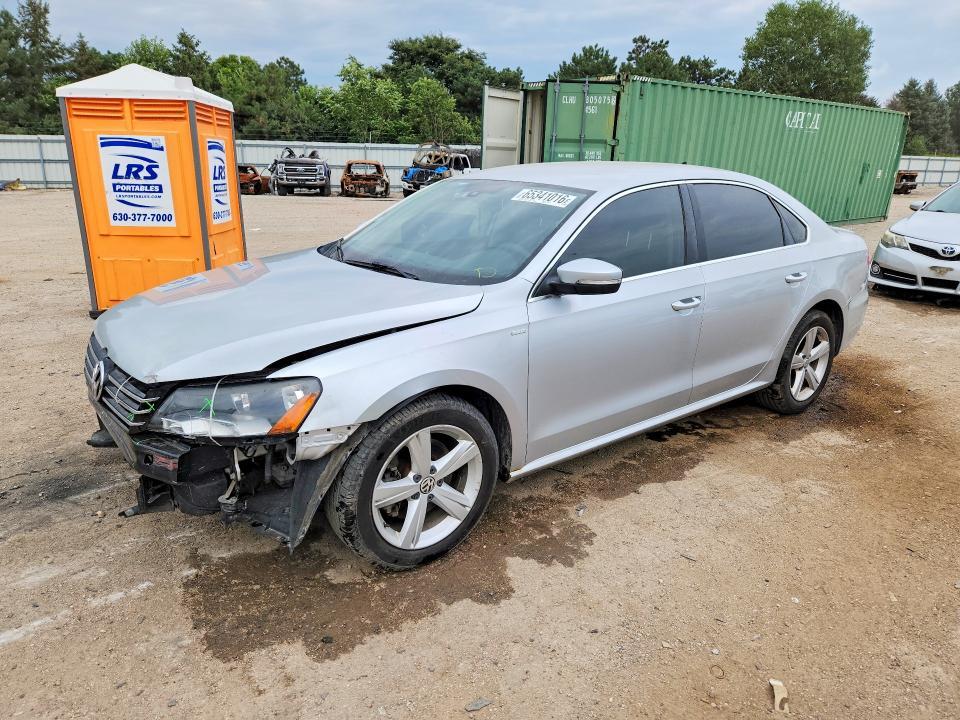 2014 VOLKSWAGEN PASSAT 1VWAS7A34EC060950