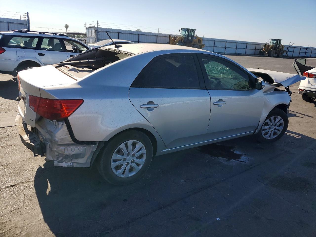 2012 KIA FORTE EX — Фото 3 из 13