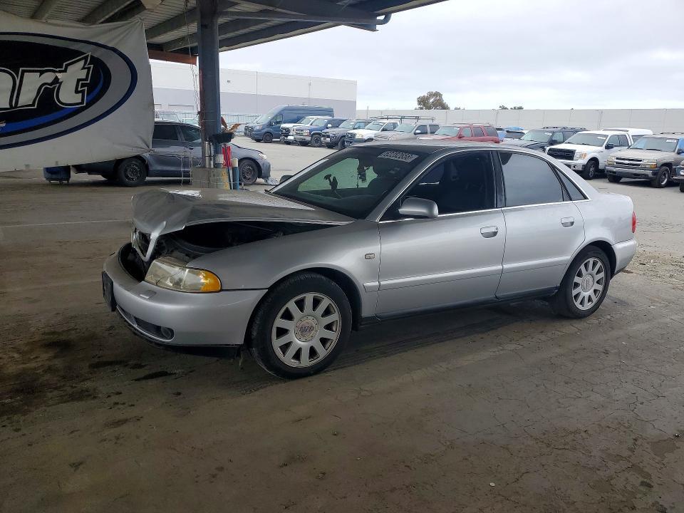 2000 AUDI A4 WAUAH28D8YA098150