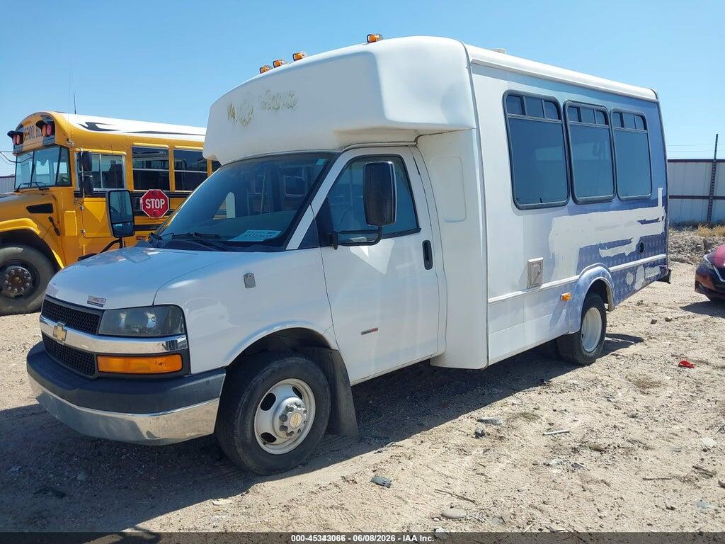 1GB3GRBL3G1230662 2016 CHEVROLET EXPRESS CUTAWAY photo no. 2