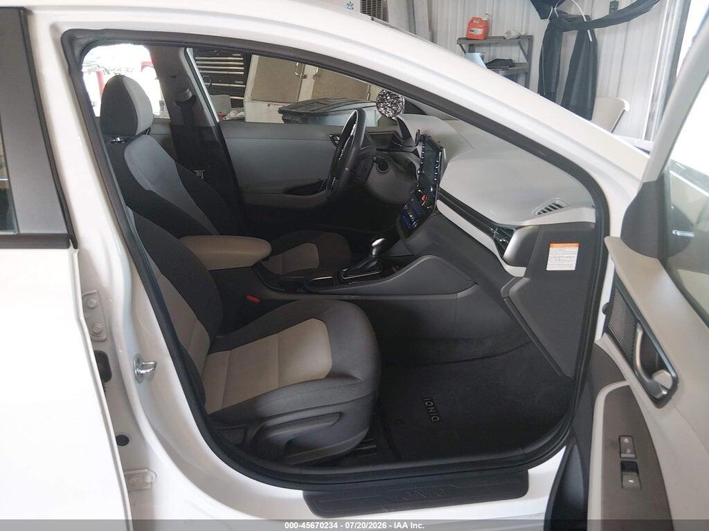KMHC65LC2LU220280 2020 HYUNDAI IONIQ HYBRID photo no. 5