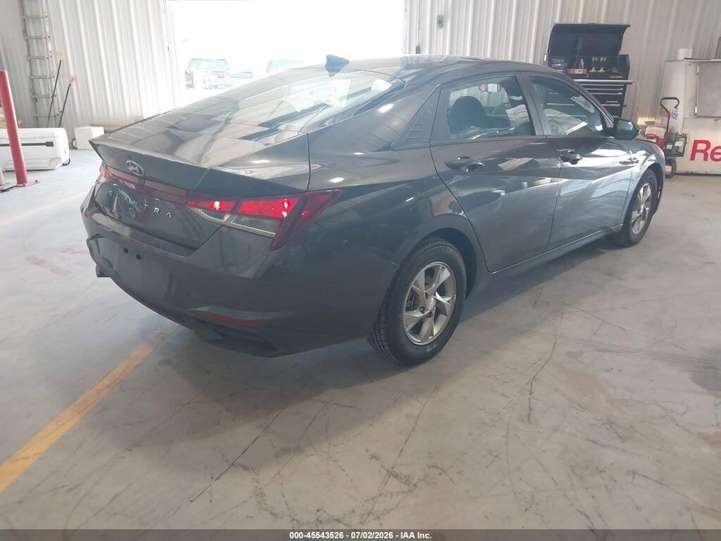 5NPLL4AG2MH047515 2021 HYUNDAI ELANTRA photo no. 4