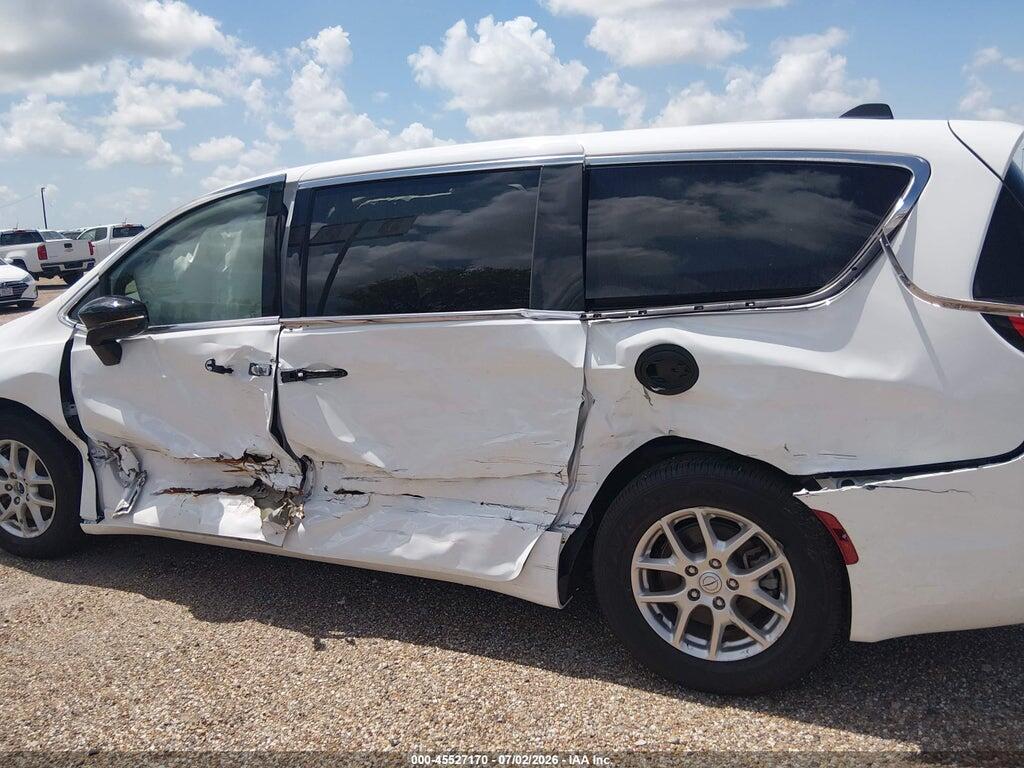2C4RC1CG7TR161307 2026 CHRYSLER VOYAGER photo no. 12