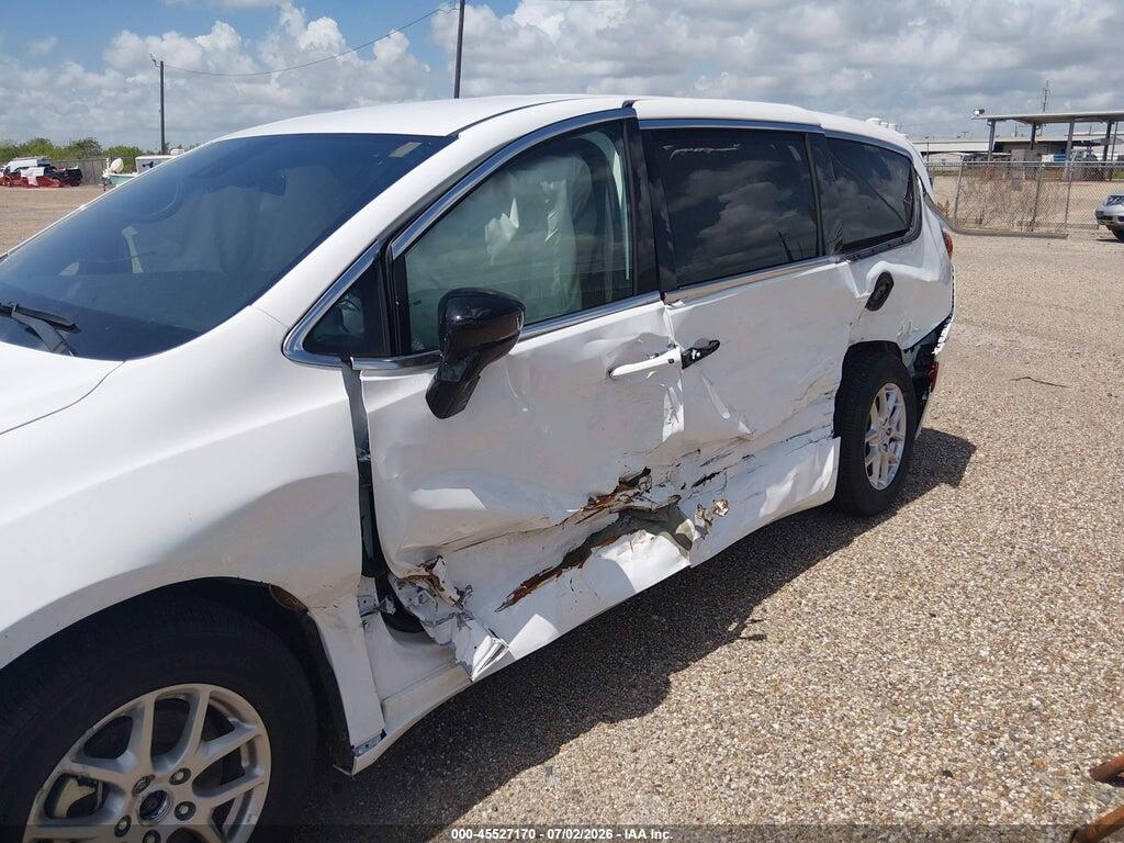 2C4RC1CG7TR161307 2026 CHRYSLER VOYAGER photo no. 6
