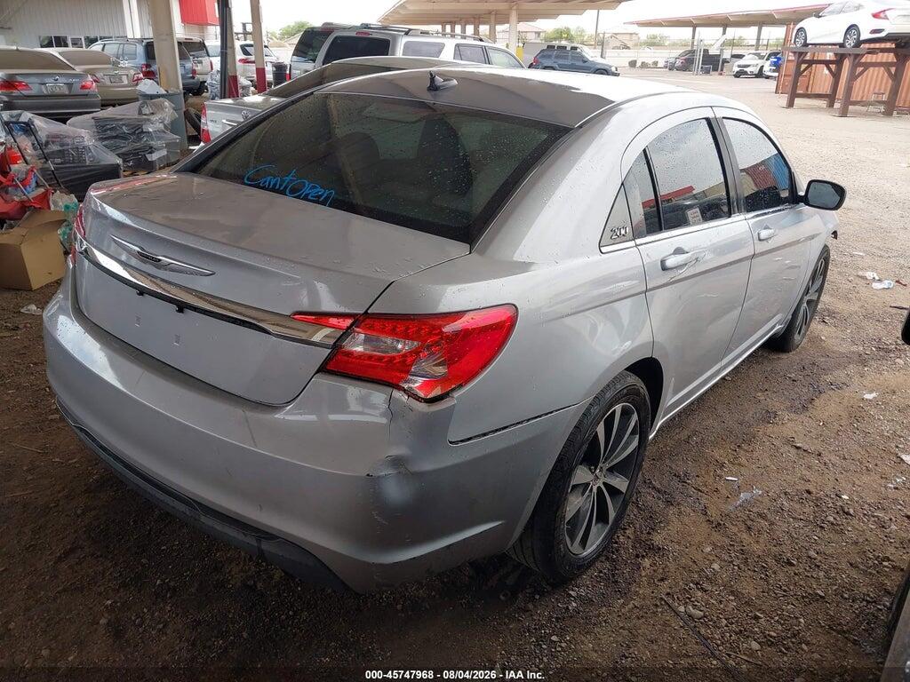 1C3CCBBB4DN597729 2013 CHRYSLER 200 photo no. 4