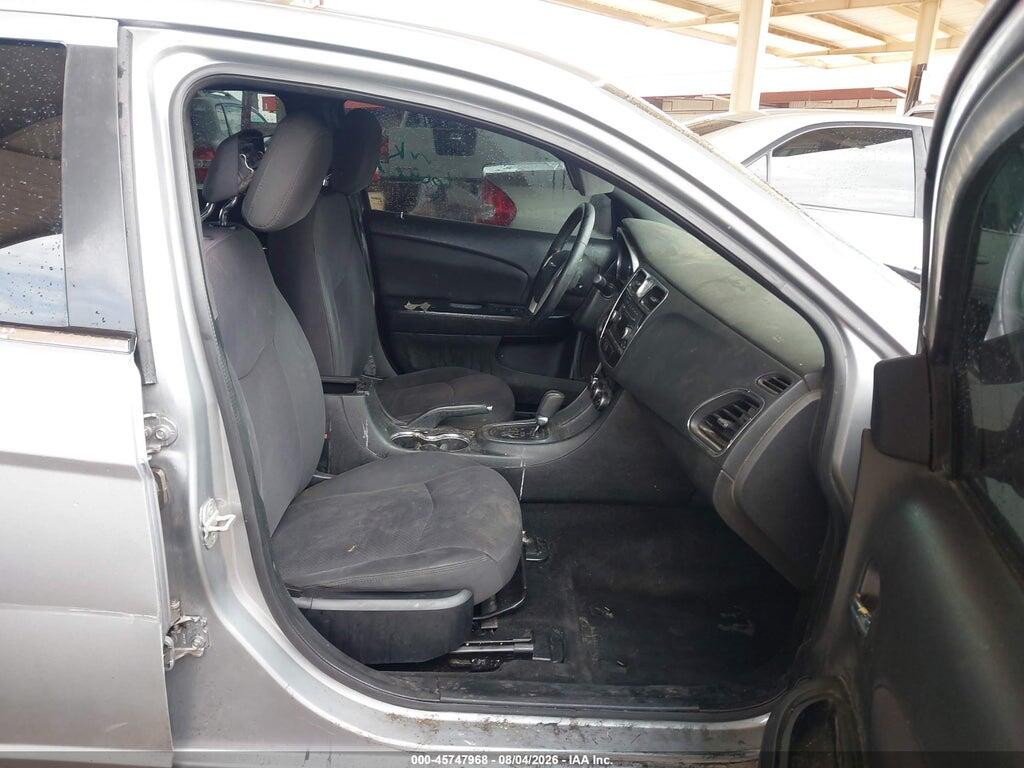 1C3CCBBB4DN597729 2013 CHRYSLER 200 photo no. 5