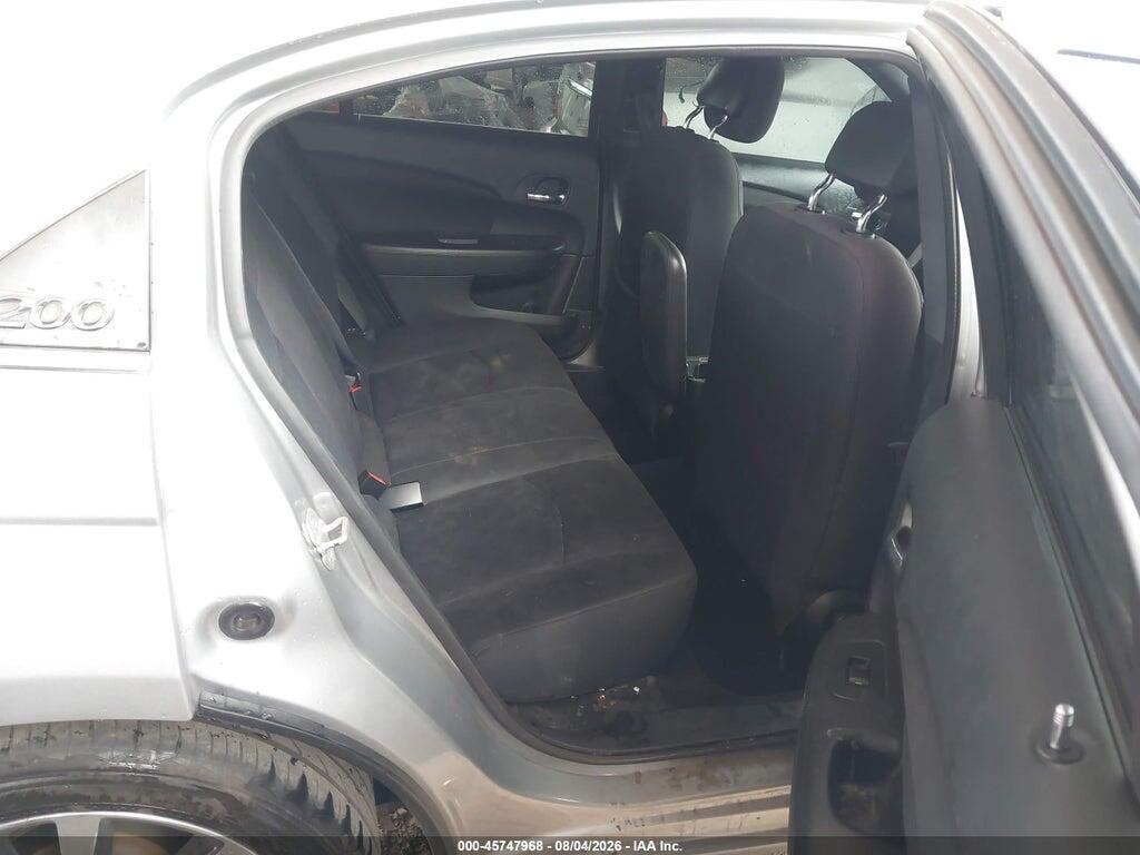 1C3CCBBB4DN597729 2013 CHRYSLER 200 photo no. 8