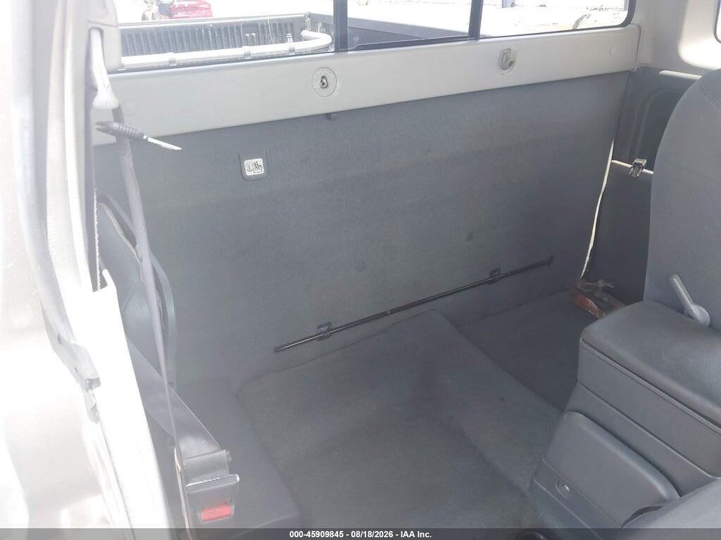 1N6MD26Y94C420470 2004 NISSAN FRONTIER photo no. 8