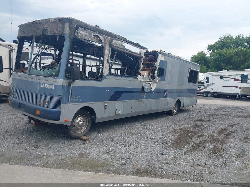 4CDR5EM23N2301194 1992 OSHKOSH MOTOR TRUCK CO. CHASSIS photo no. 2
