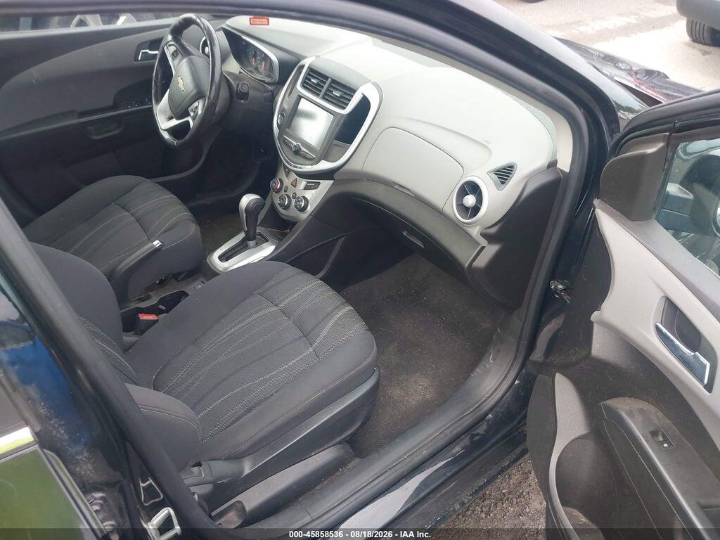 1G1JD5SH2H4137740 2017 CHEVROLET SONIC photo no. 5