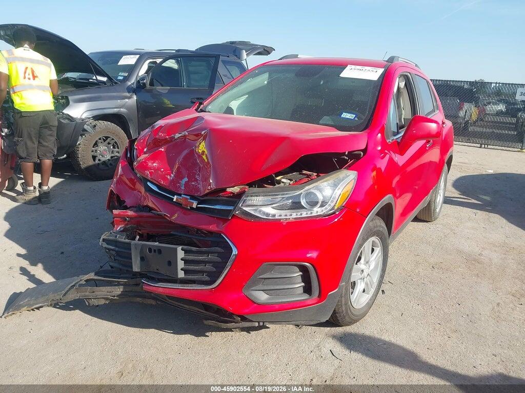 3GNCJLSBXHL166039 2017 CHEVROLET TRAX photo no. 2