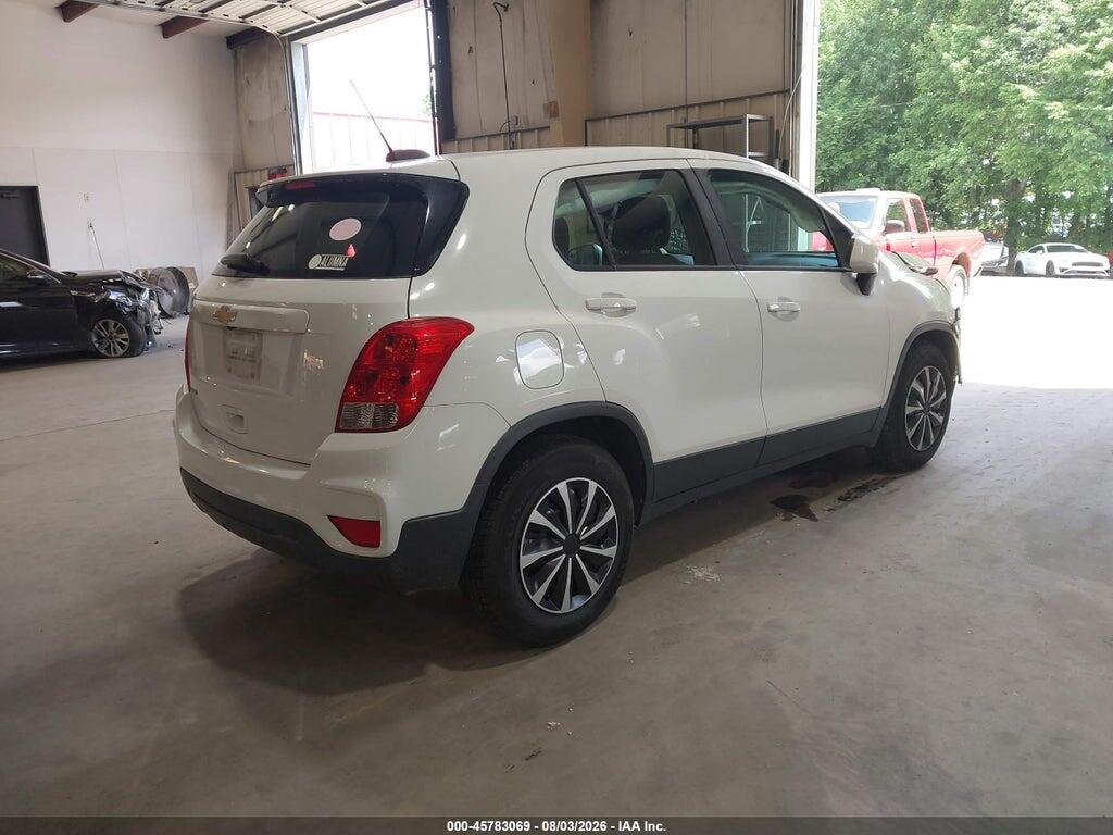 KL7CJKSBXHB201924 2017 CHEVROLET TRAX photo no. 4