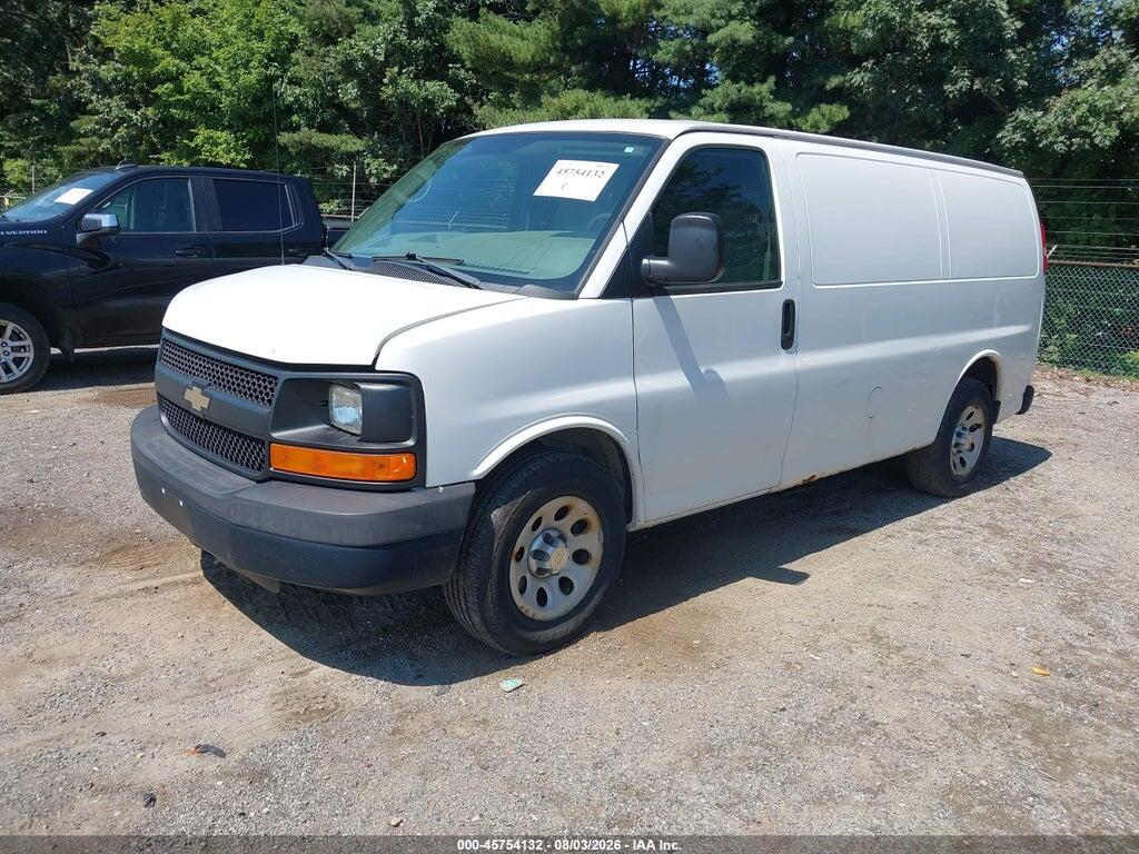 1GCSGAFX3E1119600 2014 CHEVROLET EXPRESS 1500 photo no. 2