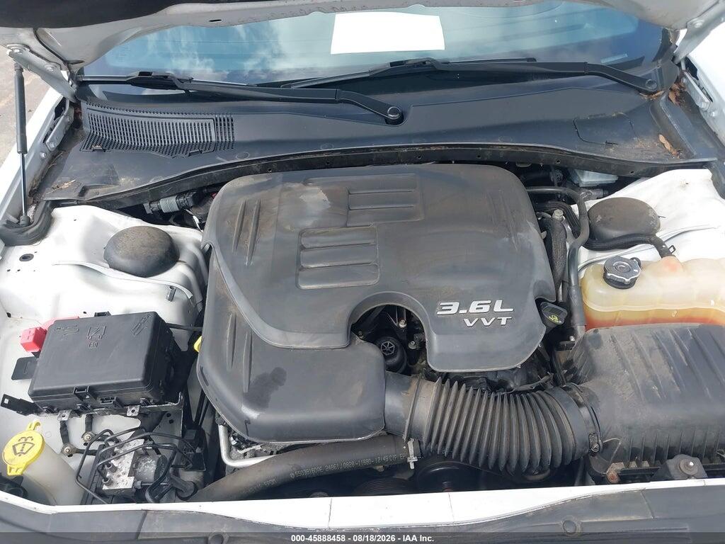 2C3CCAGG1JH267842 2018 CHRYSLER 300 photo no. 10