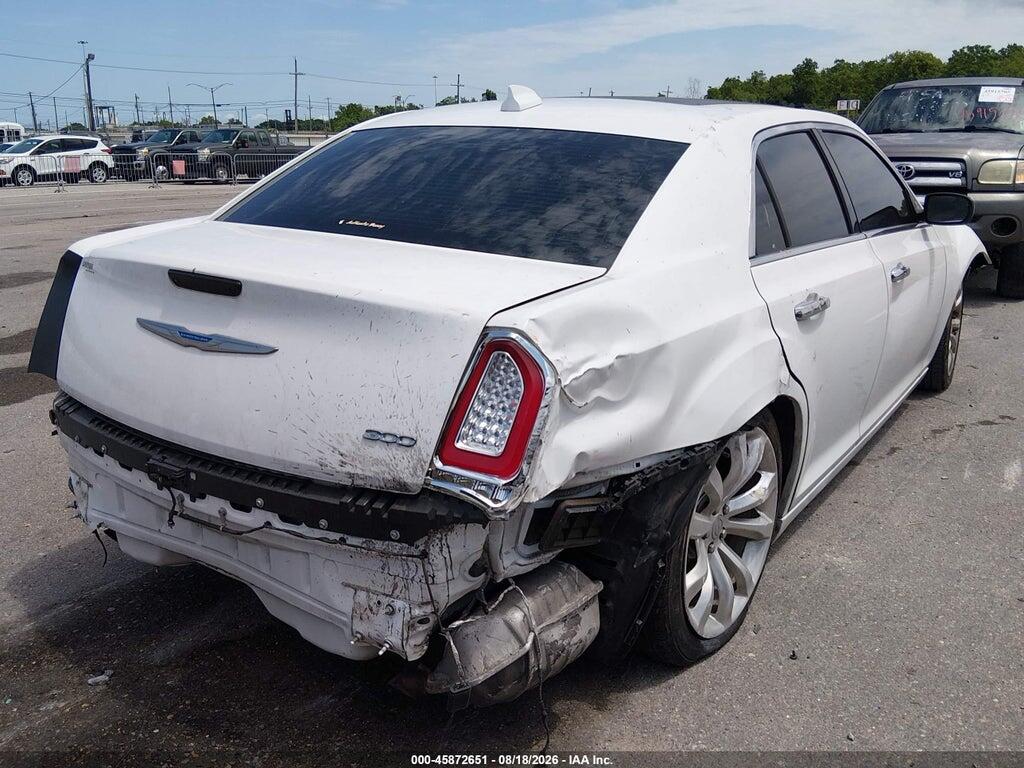 2C3CCAEG2JH227563 2018 CHRYSLER 300 photo no. 4