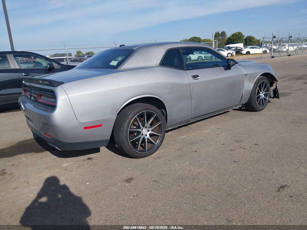 2C3CDZAG5HH594274 2017 DODGE CHALLENGER photo no. 4