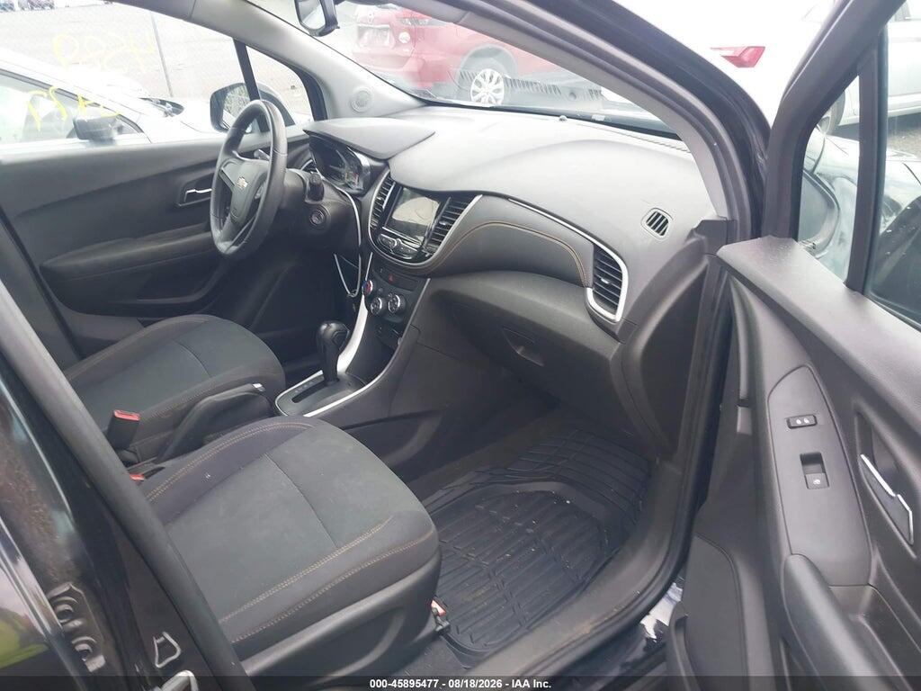 3GNCJNSB3KL323851 2019 CHEVROLET TRAX photo no. 5
