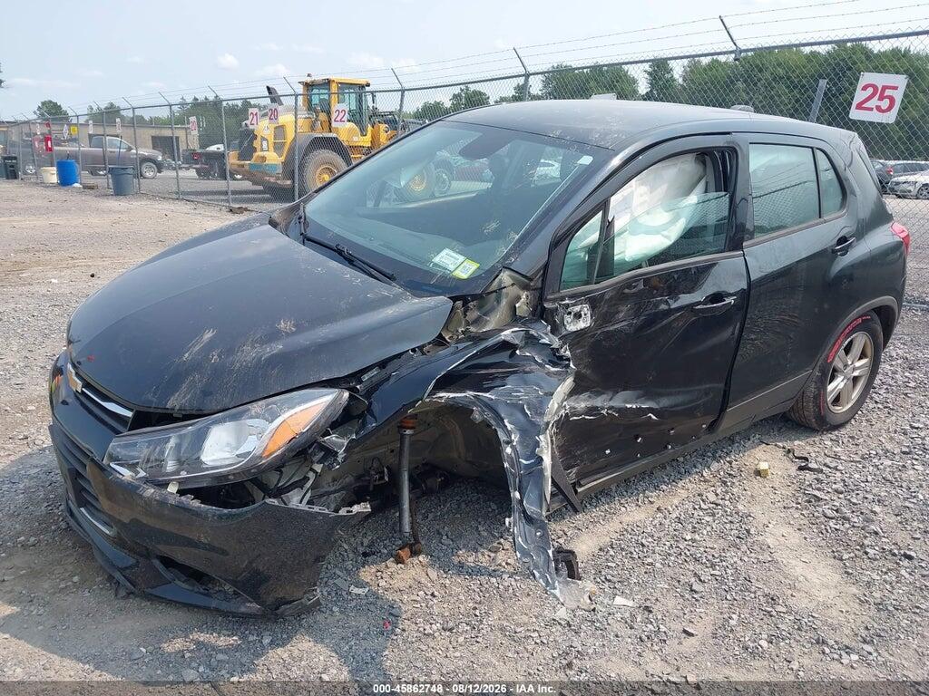 3GNCJNSB8KL285081 2019 CHEVROLET TRAX photo no. 2
