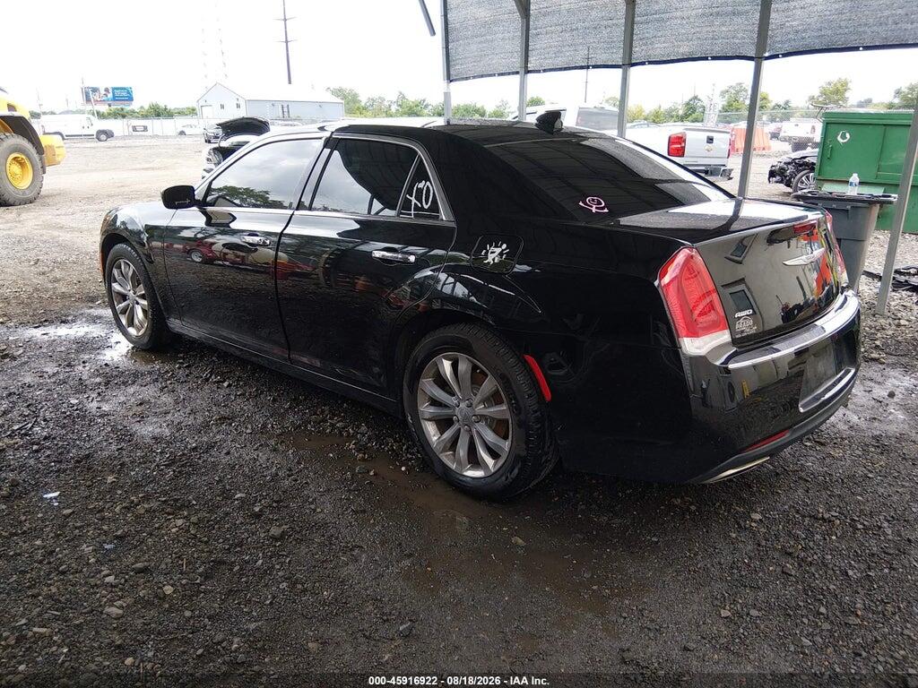 2C3CCAKG0KH528788 2019 CHRYSLER 300 photo no. 3