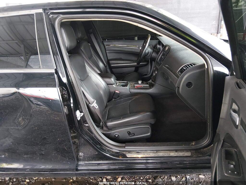 2C3CCAKG0KH528788 2019 CHRYSLER 300 photo no. 5