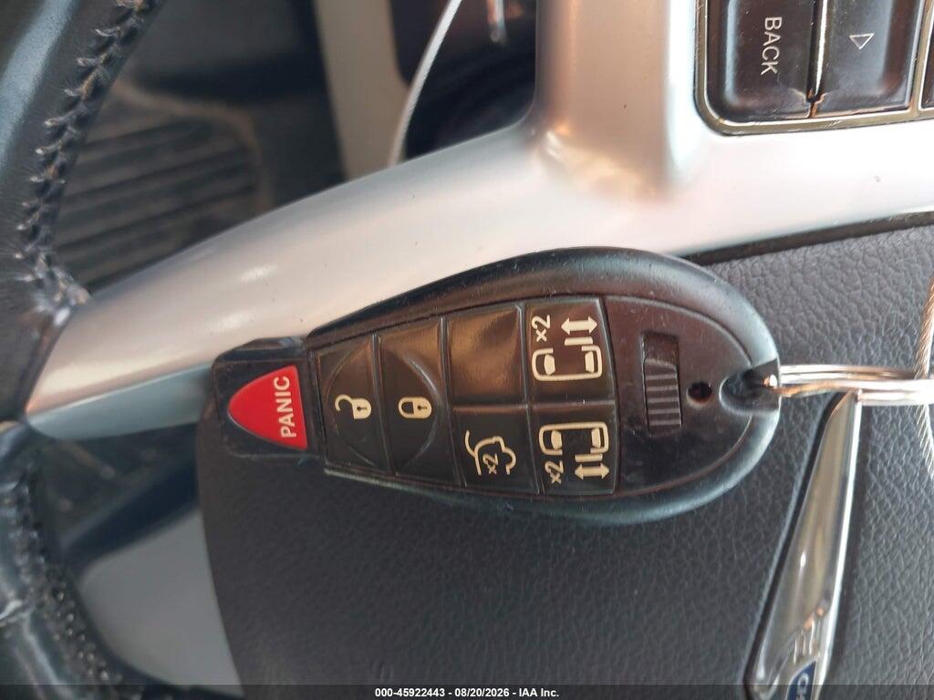2C4RC1BG0ER178003 2014 CHRYSLER TOWN & COUNTRY photo no. 11