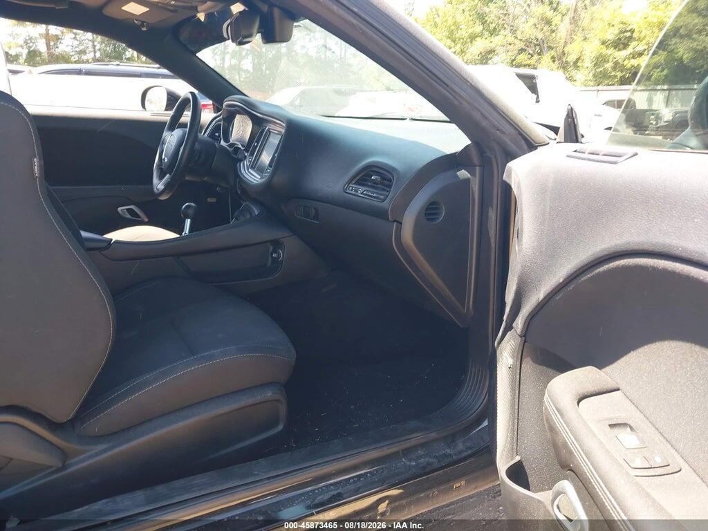 2C3CDZFJ8GH255527 2016 DODGE CHALLENGER photo no. 5