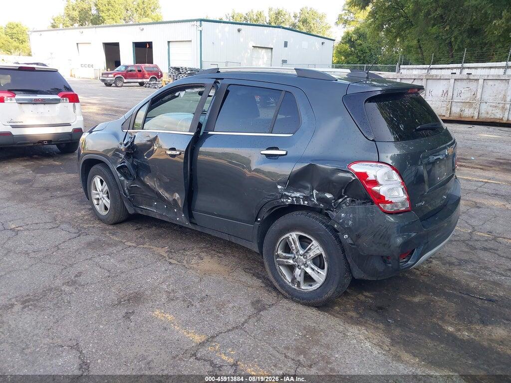 3GNCJLSB5LL174588 2020 CHEVROLET TRAX photo no. 3