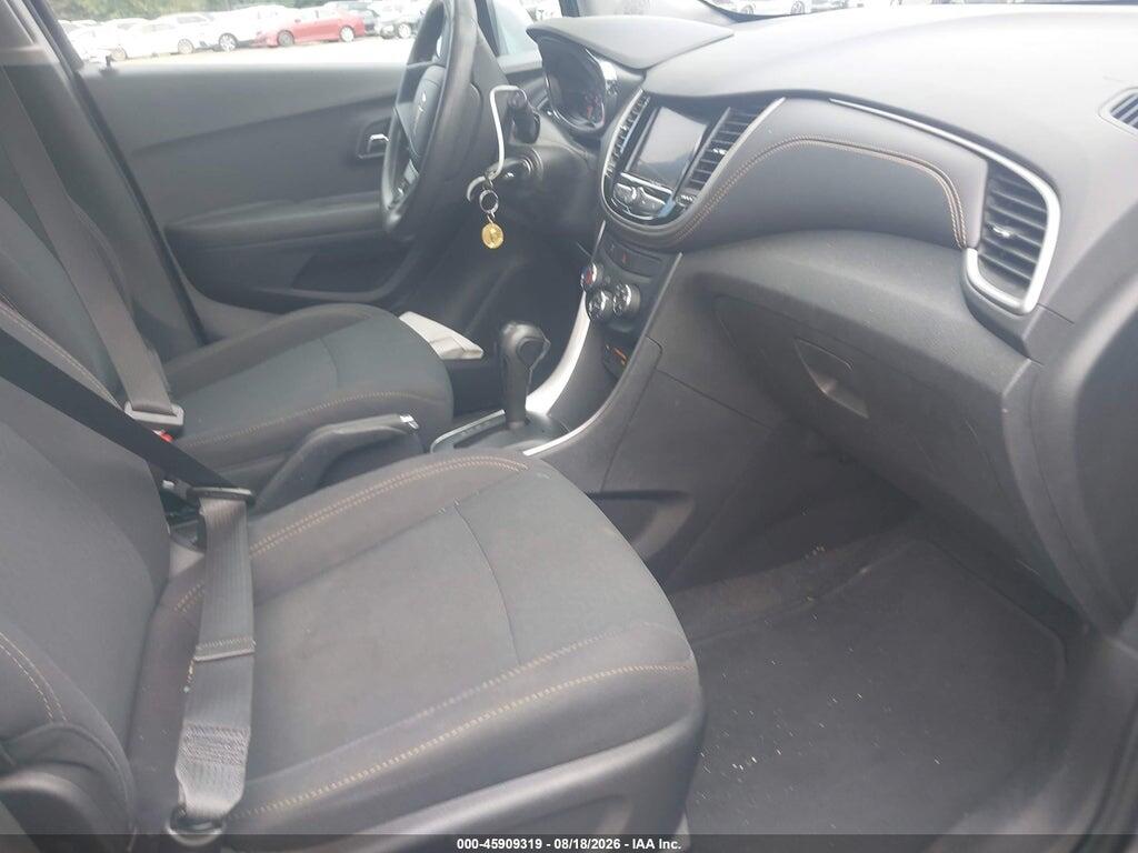 3GNCJNSB3LL168915 2020 CHEVROLET TRAX photo no. 5