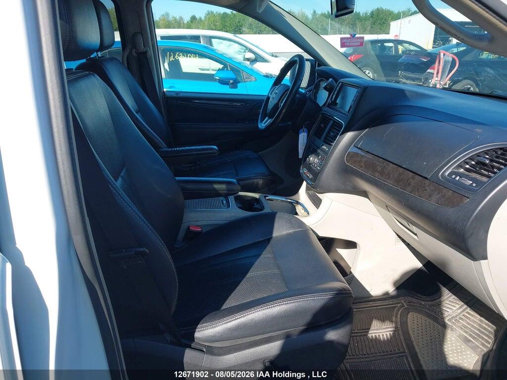 2C4RDGDG9GR164228 2016 DODGE GRAND CARAVAN photo no. 5
