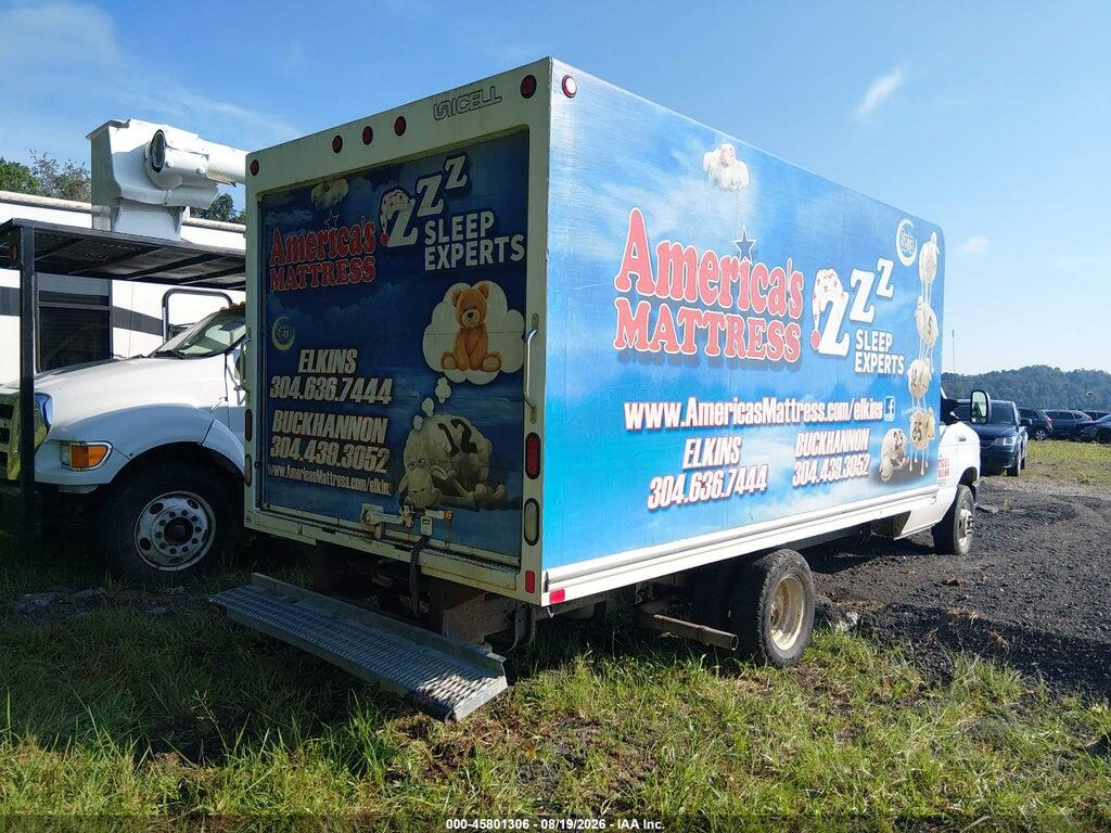1FDWE3FS8HDC20993 2017 FORD E-350 CUTAWAY photo no. 4