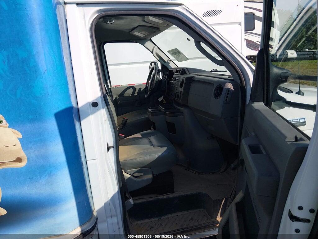 1FDWE3FS8HDC20993 2017 FORD E-350 CUTAWAY photo no. 5