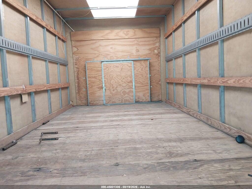 1FDWE3FS8HDC20993 2017 FORD E-350 CUTAWAY photo no. 7