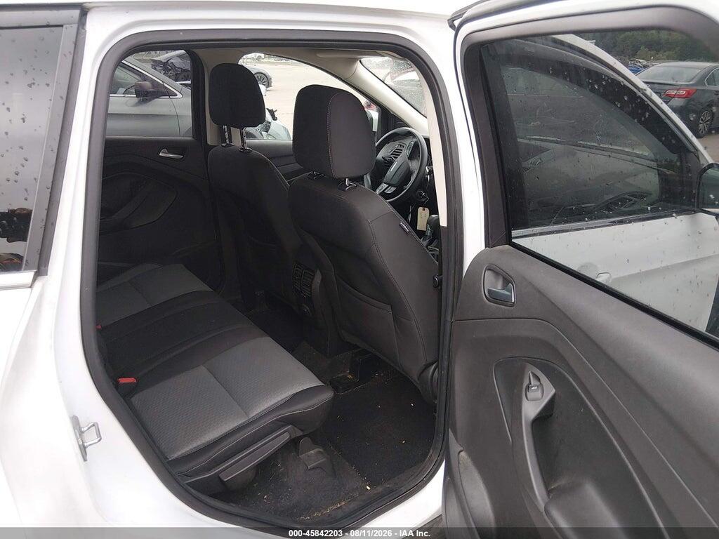 1FMCU0GD0HUC46055 2017 FORD ESCAPE photo no. 8