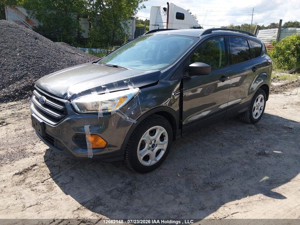 1FMCU0F77HUC40085 2017 FORD ESCAPE photo no. 2